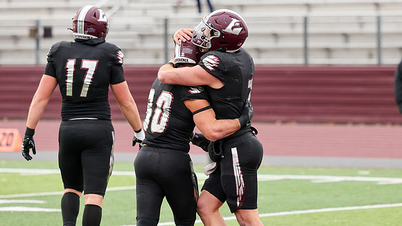 30 Gabe Lynch  (65)
