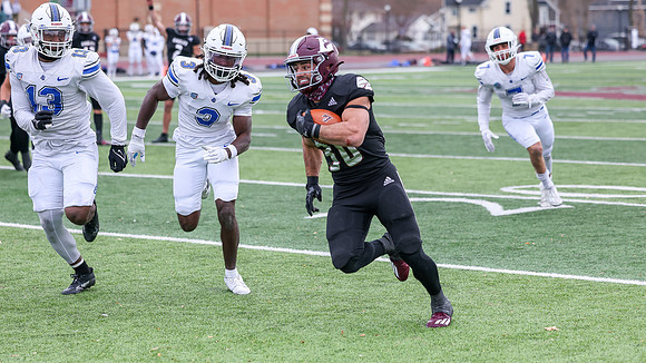 30 Gabe Lynch  (80)