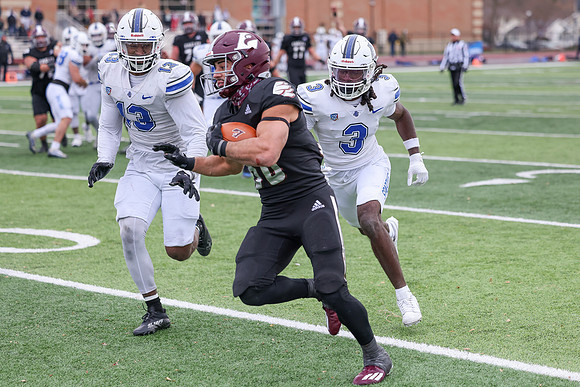 30 Gabe Lynch  (85)