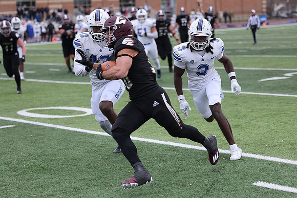 30 Gabe Lynch  (86)
