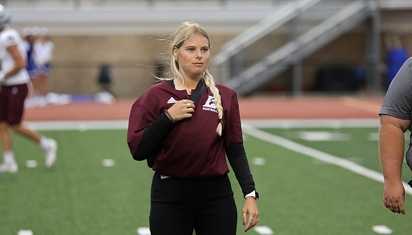 COACH Kelly Cline   (3)