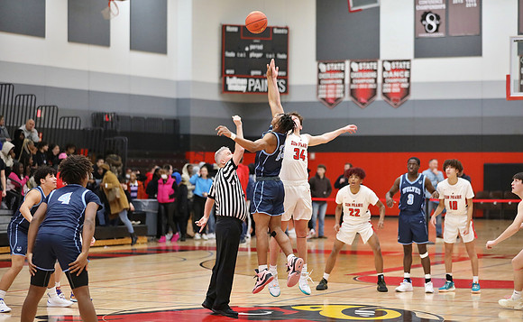 12-13-22 VARSITY vs. Sun Prairie East  (22)