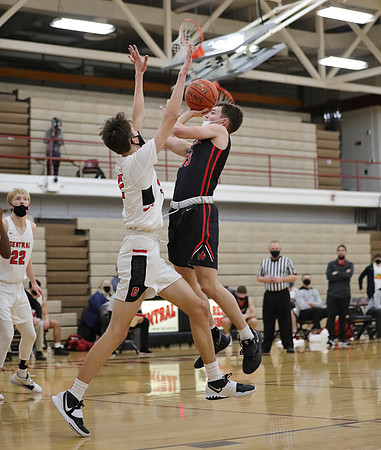 13 Cole Hansen vs. La Crosse Central  (21)