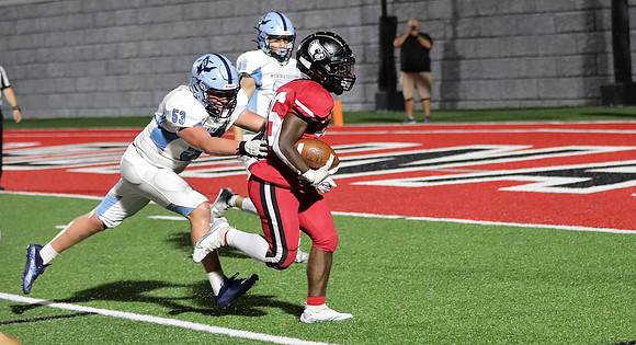 8-18-22 VARSITY vs. Monona Grove  (191)