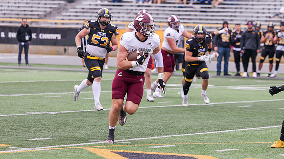 10-12-24 EAGLES vs. UW Oshkosh (26)