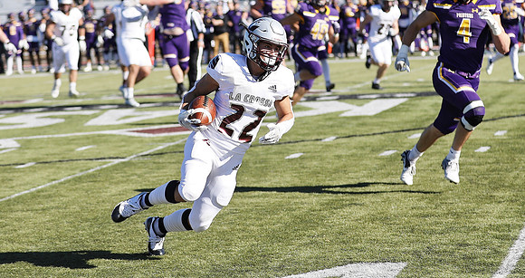 10-30-21 vs. UW Stevens Point  (58)