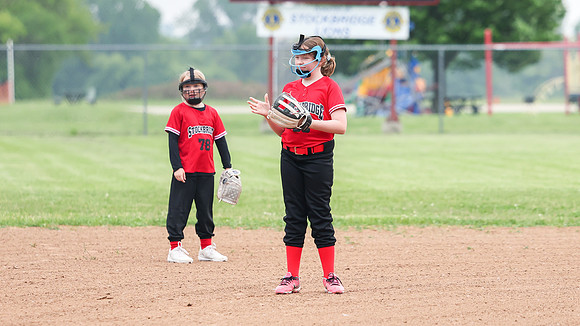 6-10-25 Ariella Softball Game (1)