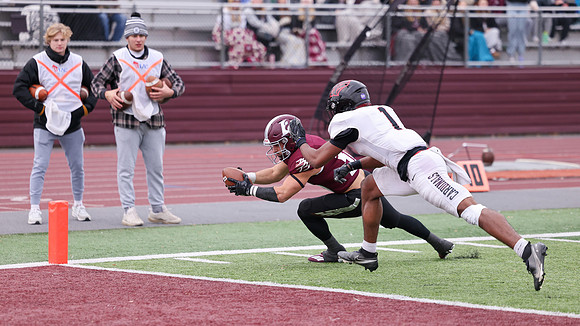 30 Gabe Lynch  (24)