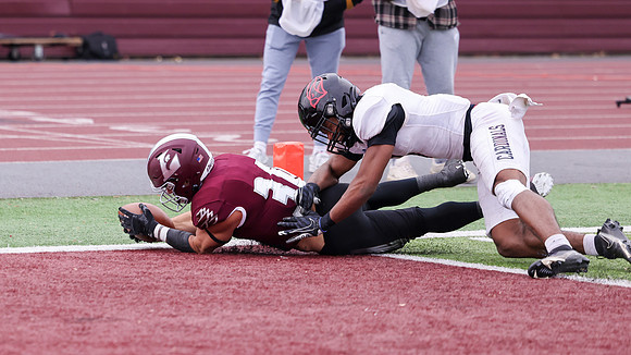 30 Gabe Lynch  (26)