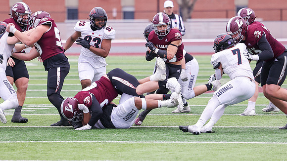 30 Gabe Lynch  (34)