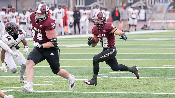 30 Gabe Lynch  (43)
