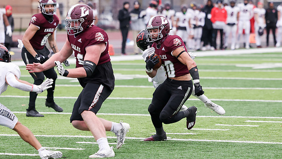 30 Gabe Lynch  (46)