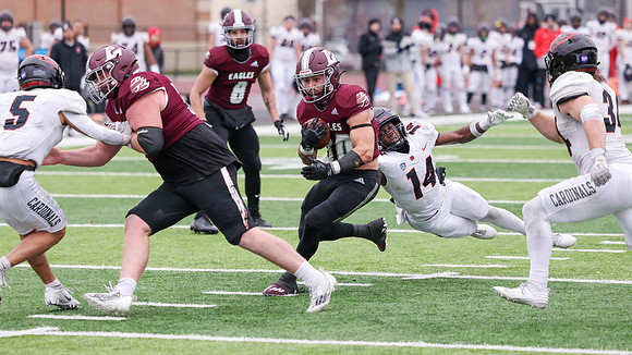 30 Gabe Lynch  (48)