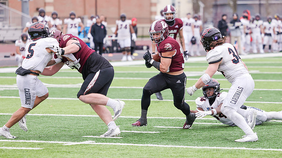30 Gabe Lynch  (50)
