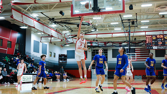3 Max Raimer  (52)