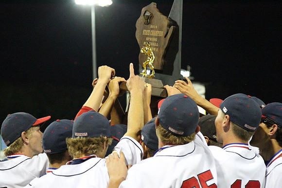 2014 Coach Hamilton (30)