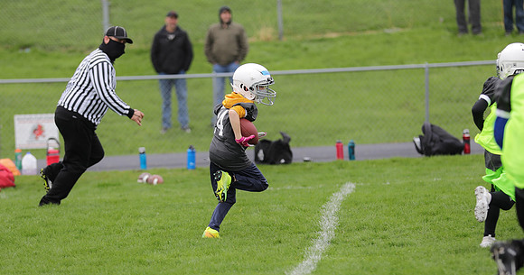 4-11-21 5th Grade Campbell vs. 5th Grade Walters (9)