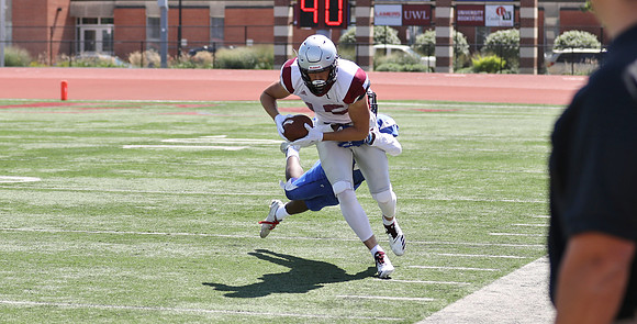 3 UWL 2018 Pre Season Scrmmage vs. U of Dubuque  (203)