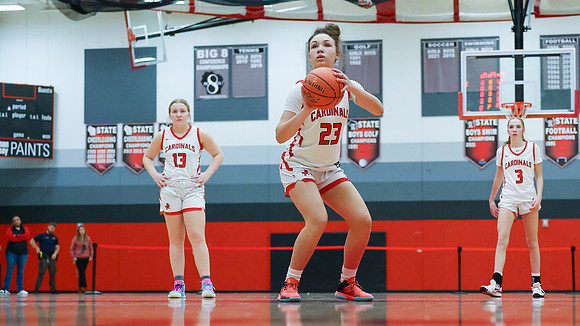 23 Kiya Dixon (30)