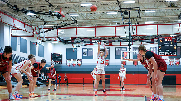 23 Kiya Dixon (38)