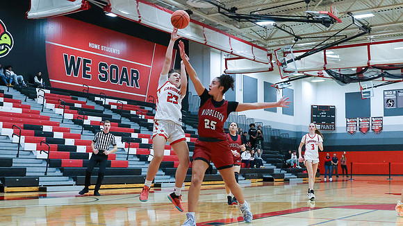 23 Kiya Dixon (44)