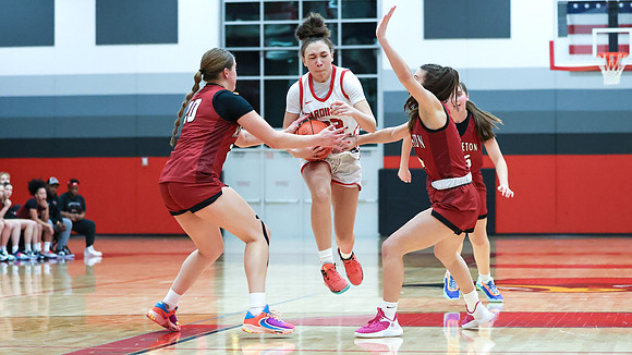 23 Kiya Dixon (54)