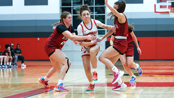 23 Kiya Dixon (56)