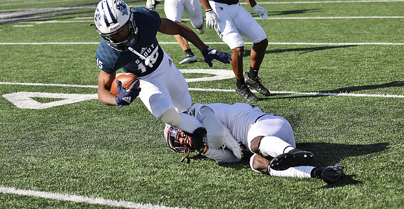 10-8-22 vs. UW Stout  (164)