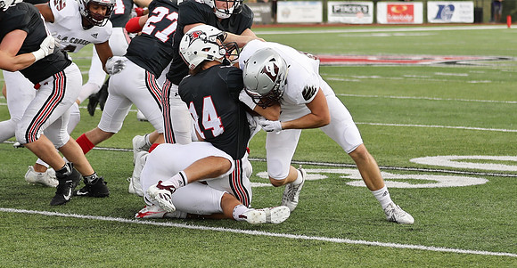 50 Connor Fahnrich (37)