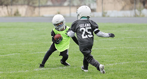 4-11-21 4th Grade A vs. 4th Grade B  (86)