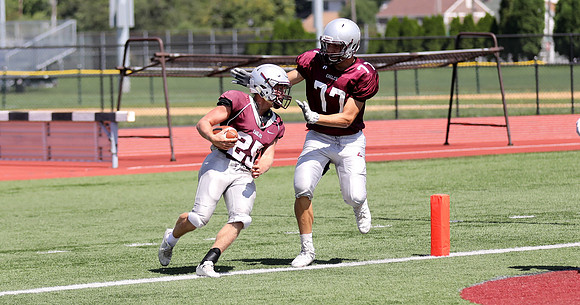 3 UWL 2018 Pre Season Scrmmage vs. U of Dubuque  (184)