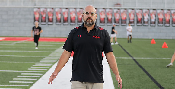 Coach Jon Meier (7)