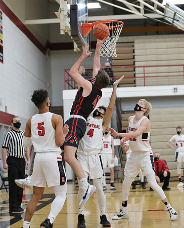 42 Addison Ostrenga vs. La Crosse Central  (14)