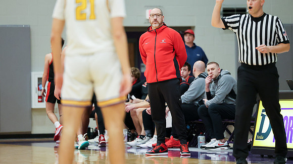 Coach Steve Maselter (2)