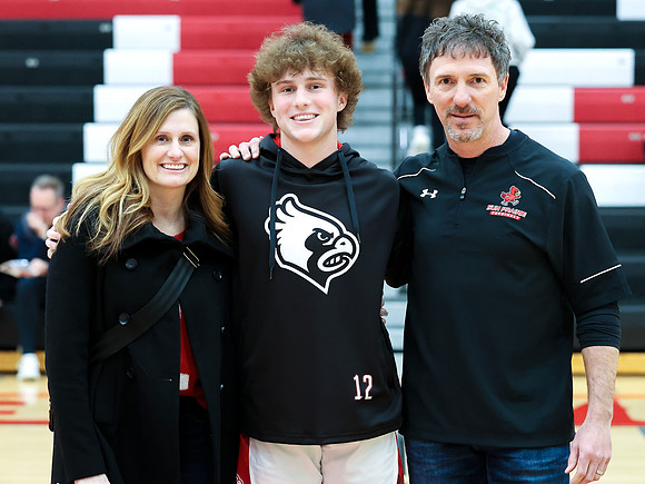 1-4-24 VARSITY & JV Parnets Night  (9)