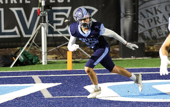 22 Jacob Holland  (5)