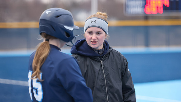 Coach Maddie Gardner (7)
