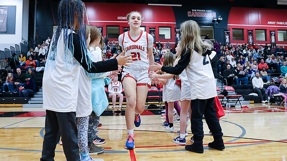 VARSITY vs. Sun Prairie West  (17)