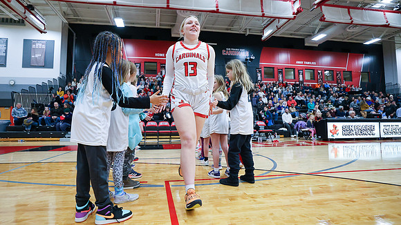 VARSITY vs. Sun Prairie West  (22)