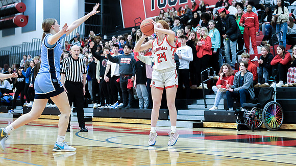 VARSITY vs. Sun Prairie West  (192)