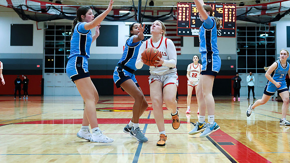 VARSITY vs. Sun Prairie West  (196)