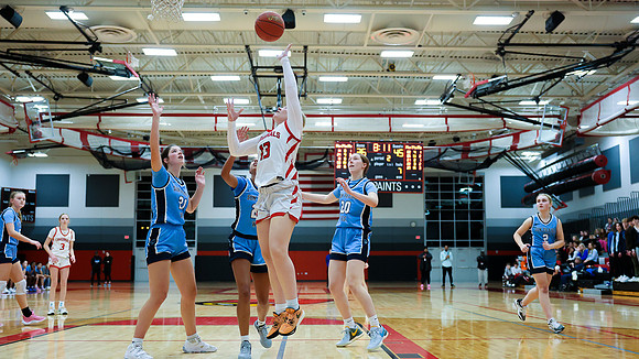 VARSITY vs. Sun Prairie West  (200)