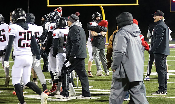 Coach Tom Tucker (7)