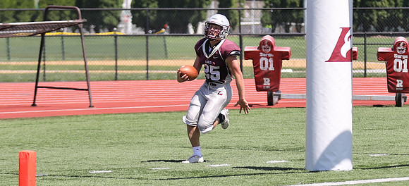 3 UWL 2018 Pre Season Scrmmage vs. U of Dubuque  (183)