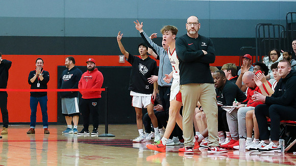 Coach Steve Maselter  (16)