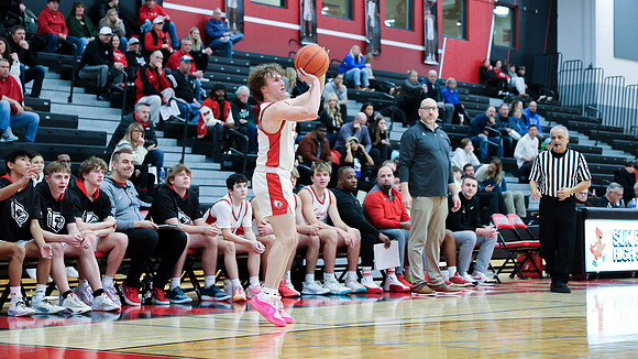 Coach Steve Maselter  (34)