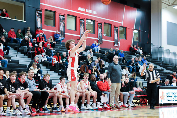 Coach Steve Maselter  (36)