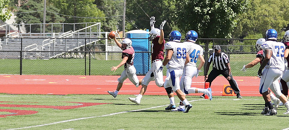 3 UWL 2018 Pre Season Scrmmage vs. U of Dubuque  (175)
