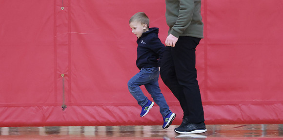 1-4-24 At Sun Prairie HS Basketball game (13)