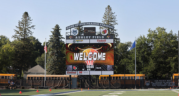 8-26-22 SP Football  (14)